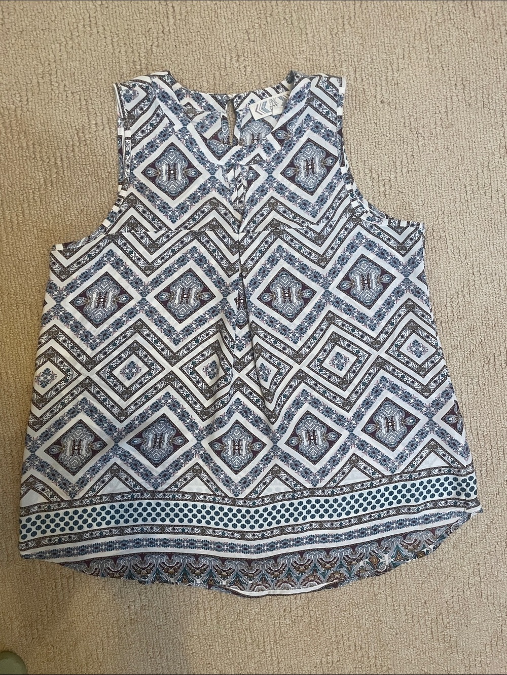 Pink Rose Geometric Print Sleeveless Camisole in Blue and White